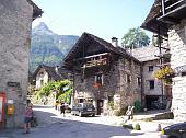 VAL VERZASCA (Canton Ticino - Svizzera) -agosto 2009 - FOTOGALLERY